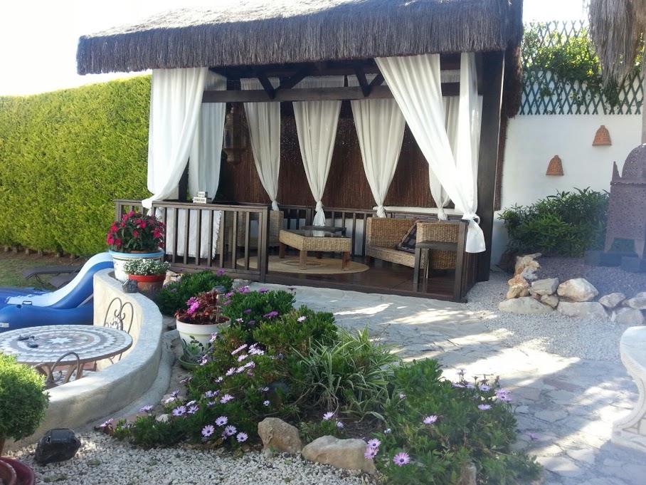 Sun house and patio that we completly reform after the fire in Javea